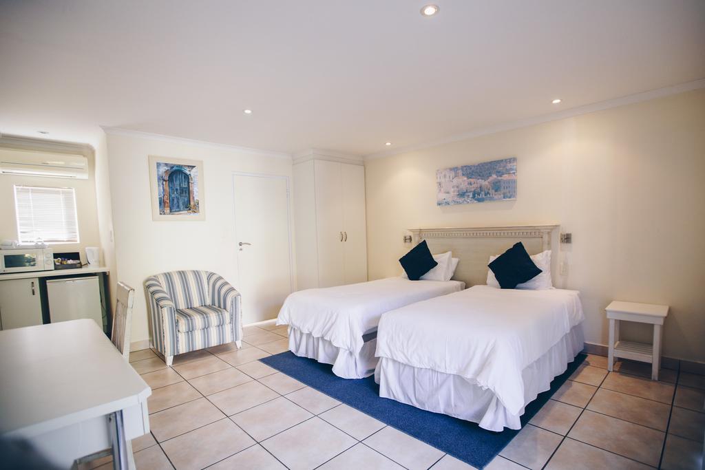 Santorini Guesthouse East London Eksteriør billede